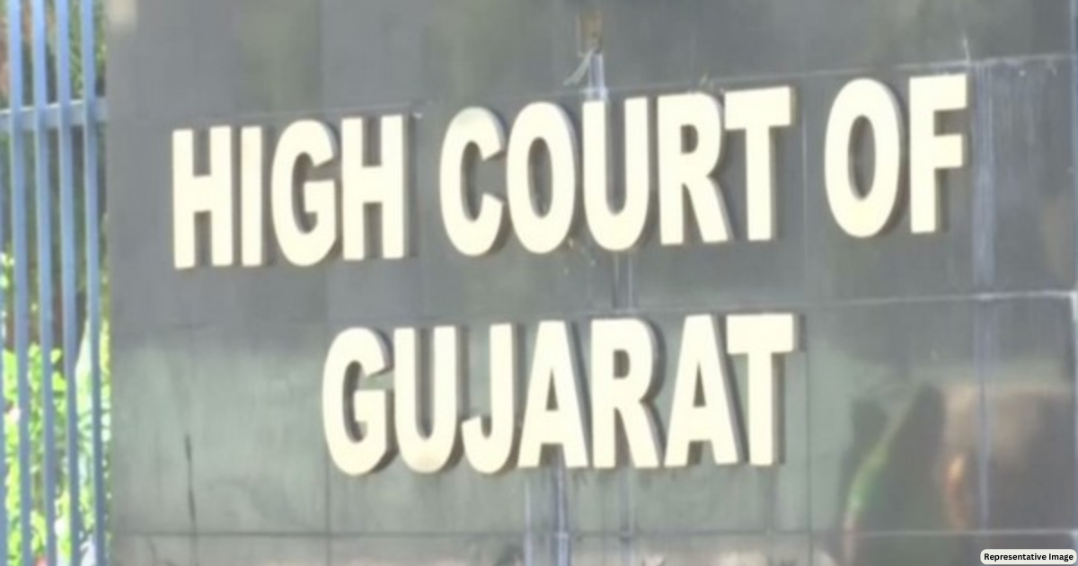 Gujarat HC quashes NIA court order which sentenced businessman to life imprisonment for leaving hijack threat note on flight